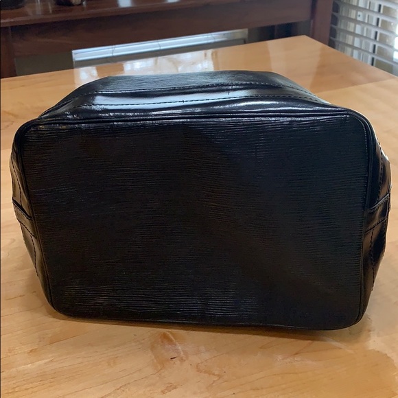 Louis Vuitton Epi Noe GM - Picture 8 of 16